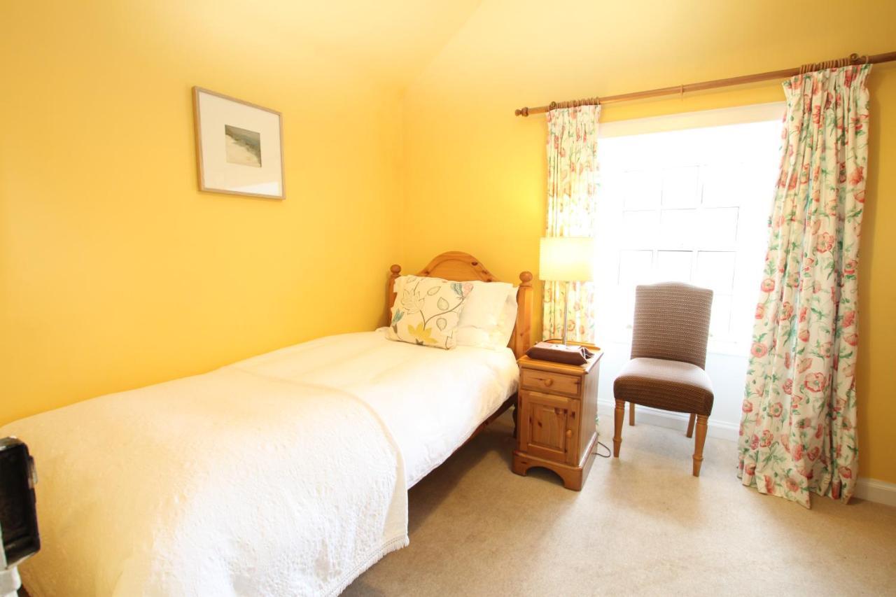 The Colonsay Hotel Isle of Colonsay Экстерьер фото
